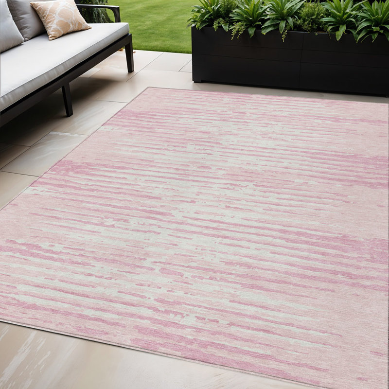 Tapis intérieur lavable rayé rose et gris 5 pi x 8 pi