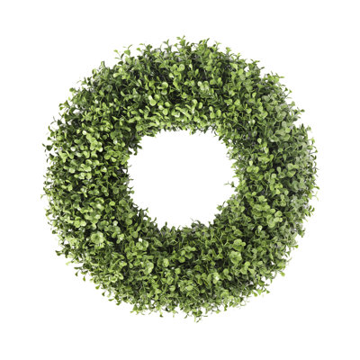 UV Boxwood Wreath