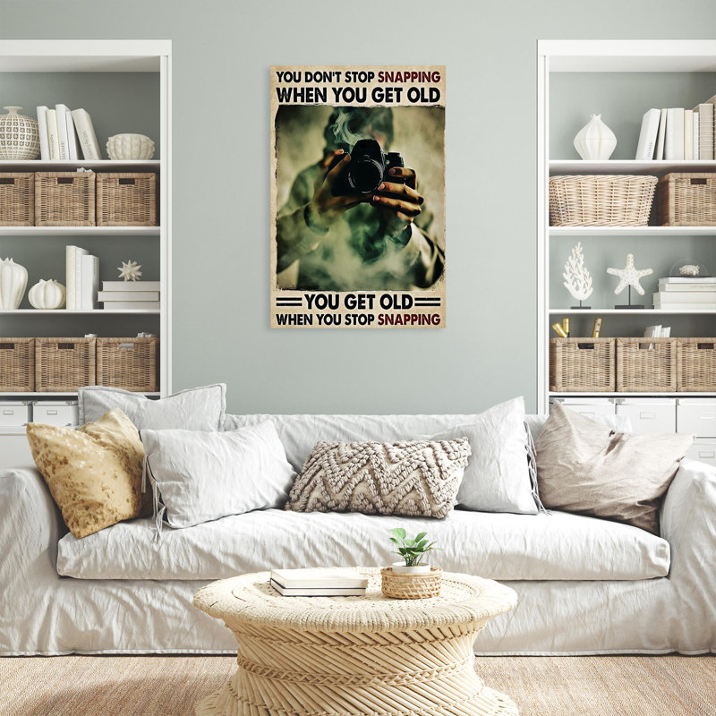 «Dzhenka You Get Old When You Stop Snaping on Canvas», impression, H 36 po x l 24 po x P 1,25 po