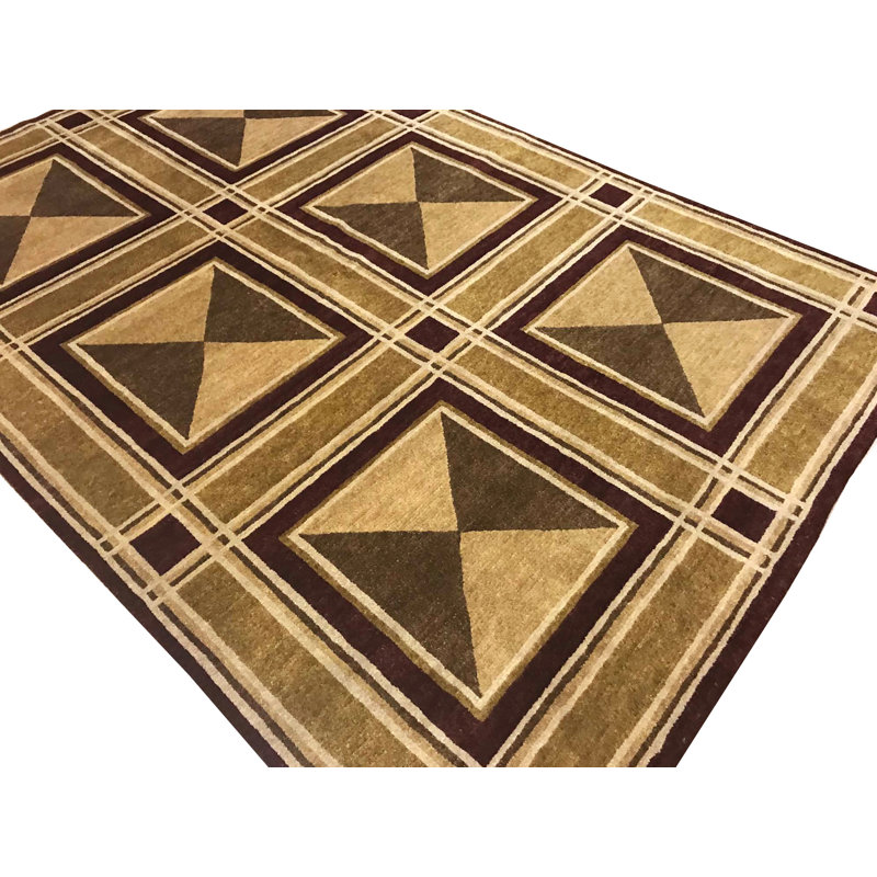 Tapis brun de haute qualité noué à la main