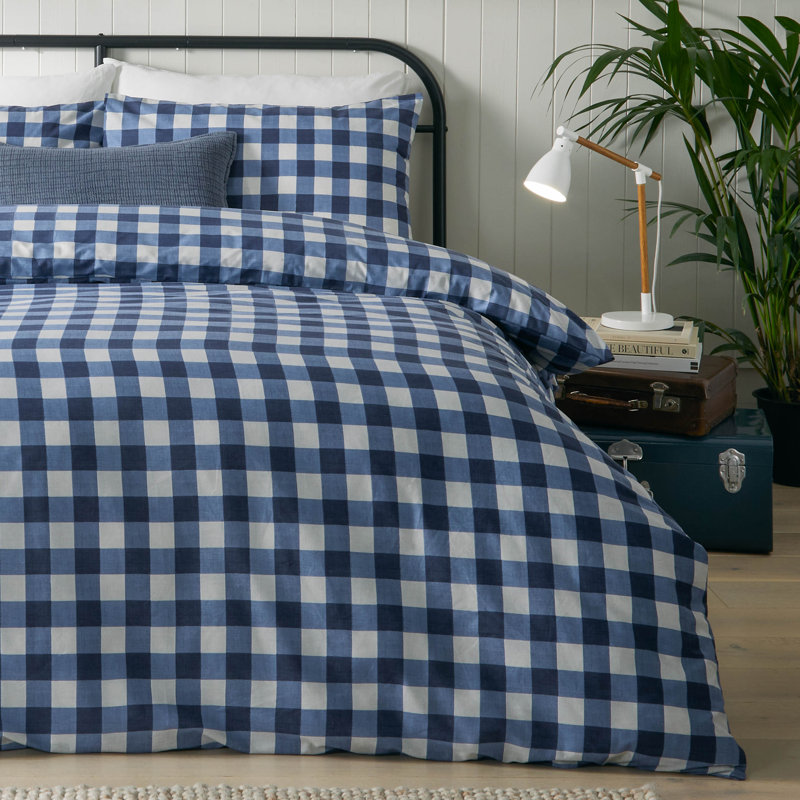 Hartsford Check Classic Polyester Chequered Duvet Cover Set with Pillowcases, Double Duvet Cover Set + 2 Pillowcases, Navy
