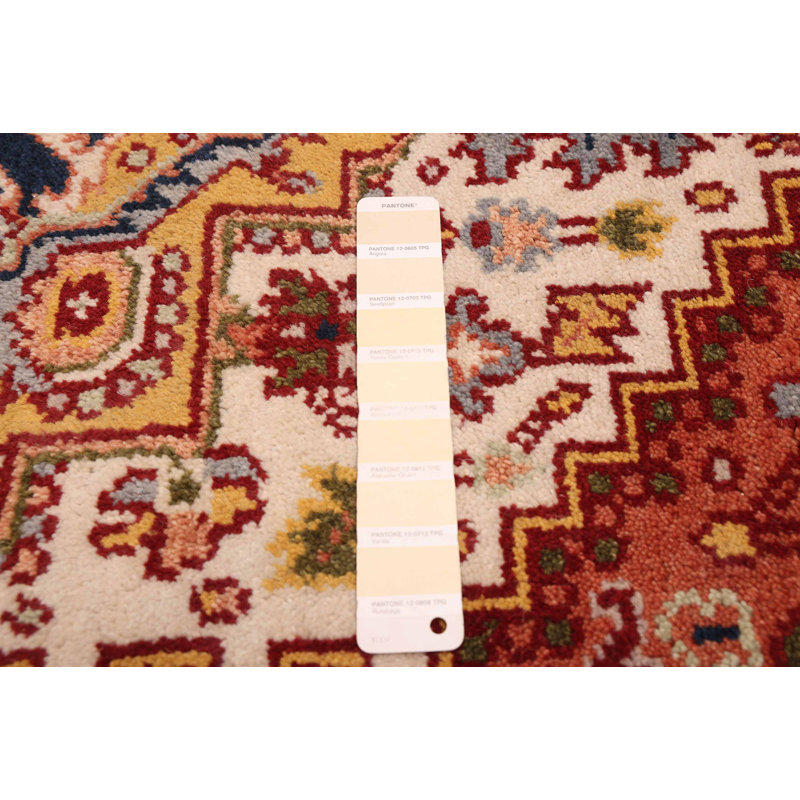Tapis crème Serapi Heritage 3 pi 9 po x 5 pi 10 po