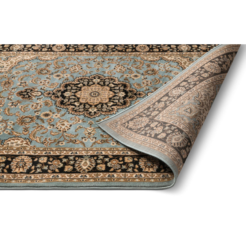 Belliere Medallion Kashan Light Blue Traditional Rug, Rectangle 2'3" x 3'11"