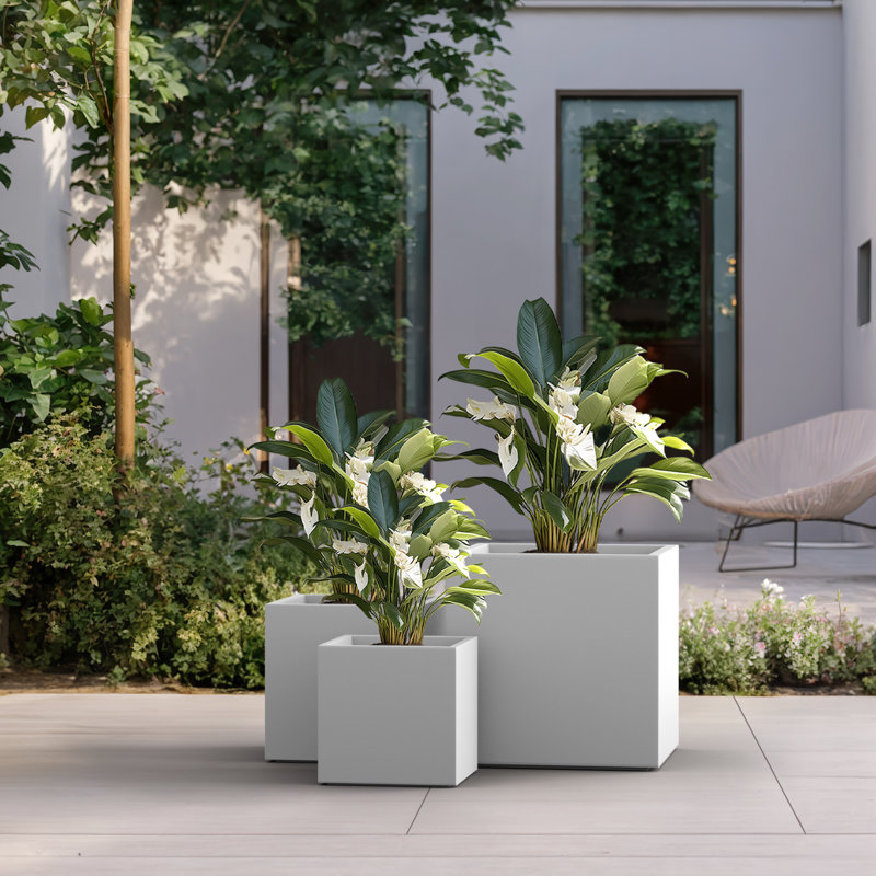 Lupi Handmade Planter Box, Crisp White