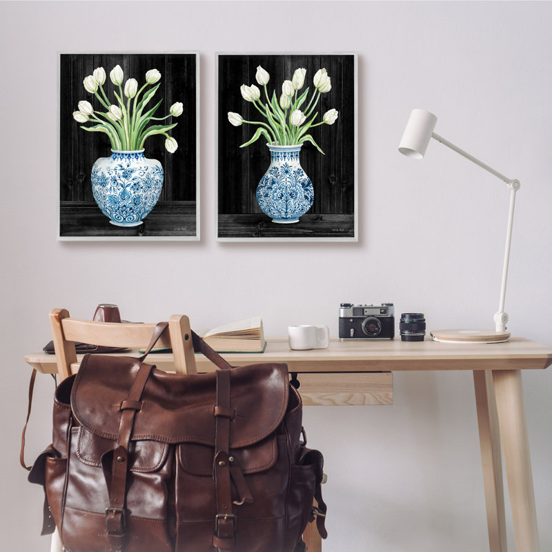 Porcelaine blanche à motif de tulipes blanches Cindy Jacobs, H 16 po x l 20 po, Estampe numérique Farmhouse