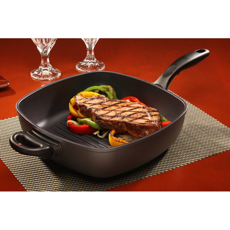 High-Sided 11" Square Grill Pan