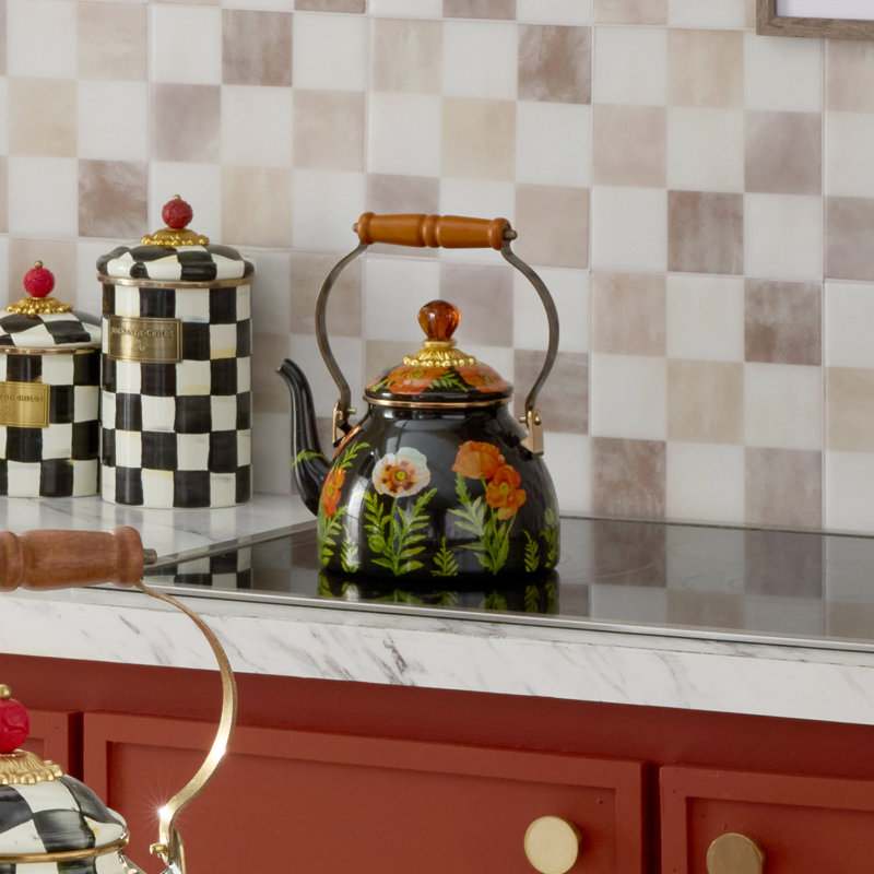 Poppy 2 Quart Tea Kettle