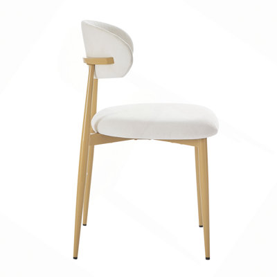 47.24" Round Dining Table (Serves 2–4) with Two Dining Chairs Blends modern and farmhouse styles, featuring a double-tiered storage shelf, suitable for dining rooms or living spaces