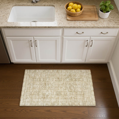 Premium Machine Washable Ashlynn Border Rug