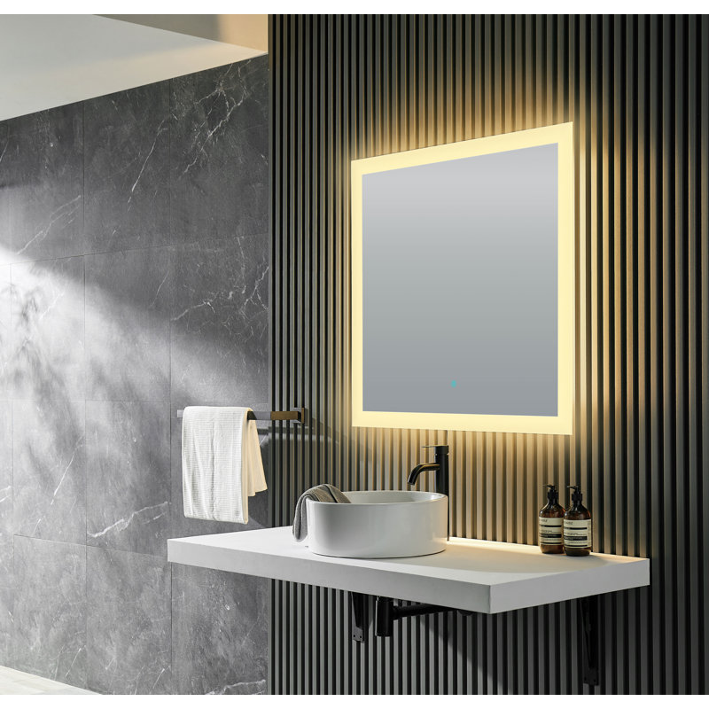  Miroir de salle de bain Volta, 32 po x 30 po