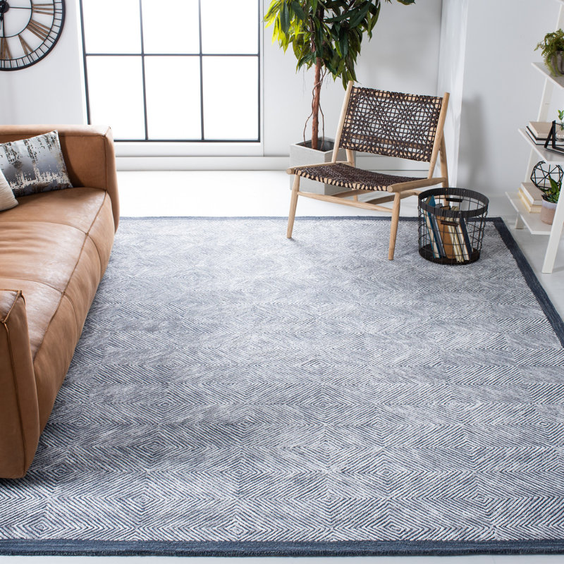 Kennison Hand Tufted Viscose/Wool/Cotton Abstract Rug in Gray/Ivory, Rectangle 8' x 10'