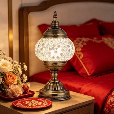 Lampe de table marocaine fabriquée à la main avec abat-jour en verre mosaïque, lampe de bureau décorative en verre coloré de style bohémien Tiffany, veilleuse de chevet pour le salon de la chambre à coucher