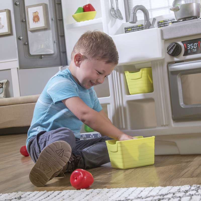 Downtown Delights Kitchen Set