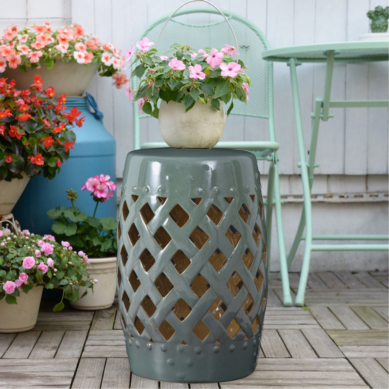 Tabouret de jardin 13 po x 18 po en céramique avec motif en treillis tissé et table de bout décorative en matériaux résistants émaillés, vert