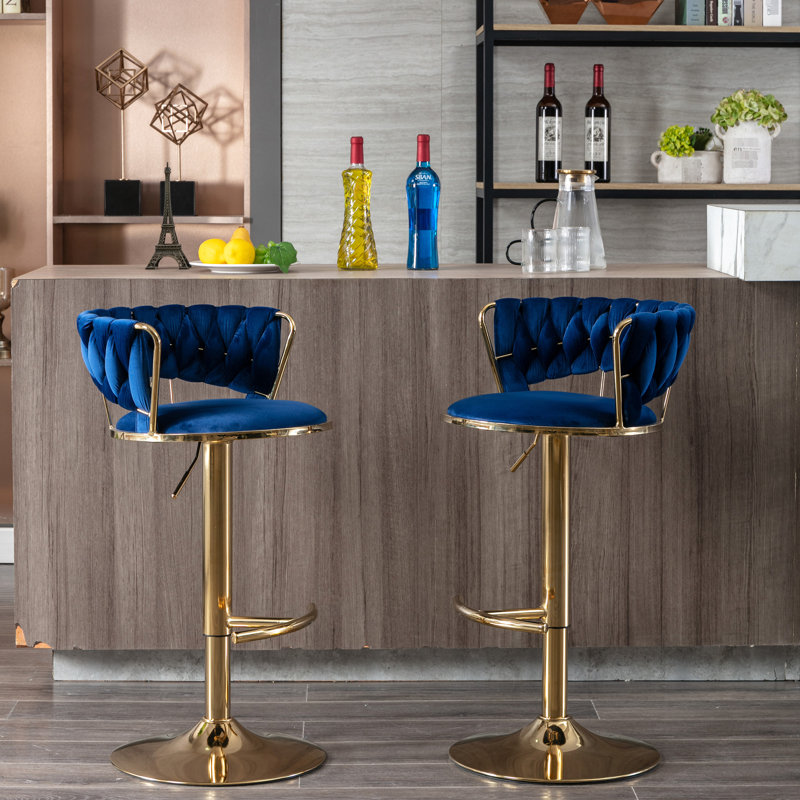 2 tabourets de bar en velours bleu, pieds dorés avec repose-pieds et base, hauteur ajustable par mécanisme de levage mécanique (2 pièces) et action
