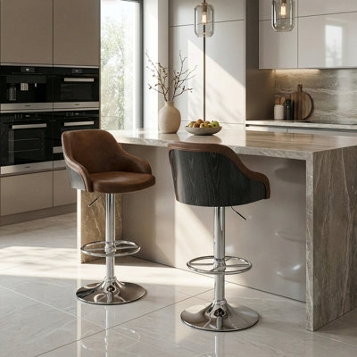 Tabouret tournant à hauteur réglable Buker