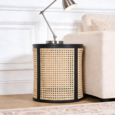 Table de bout ronde 15,70 po