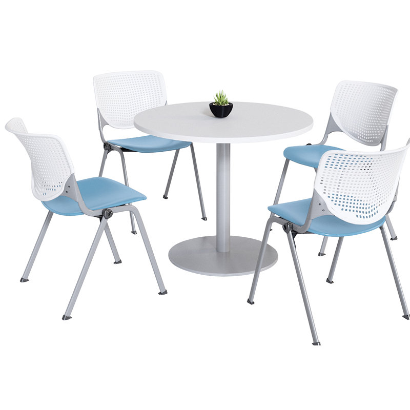 Ensemble de table de salle à manger avec 4 chaises empilables Kool Mode, H 29 po x L 36 po x l 36 po