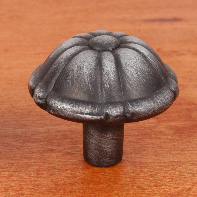 Poignée pétale CK Series, Diamètre du bouton 1,5 po, Nickel vieilli