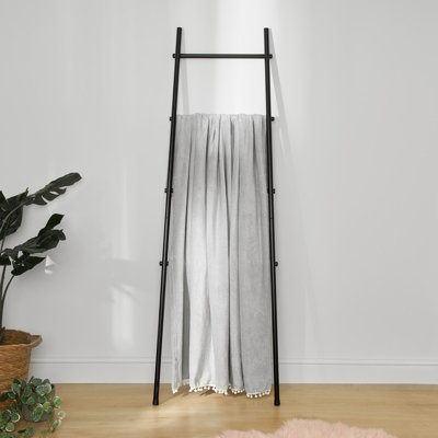 Kulkarni Throw Blanket