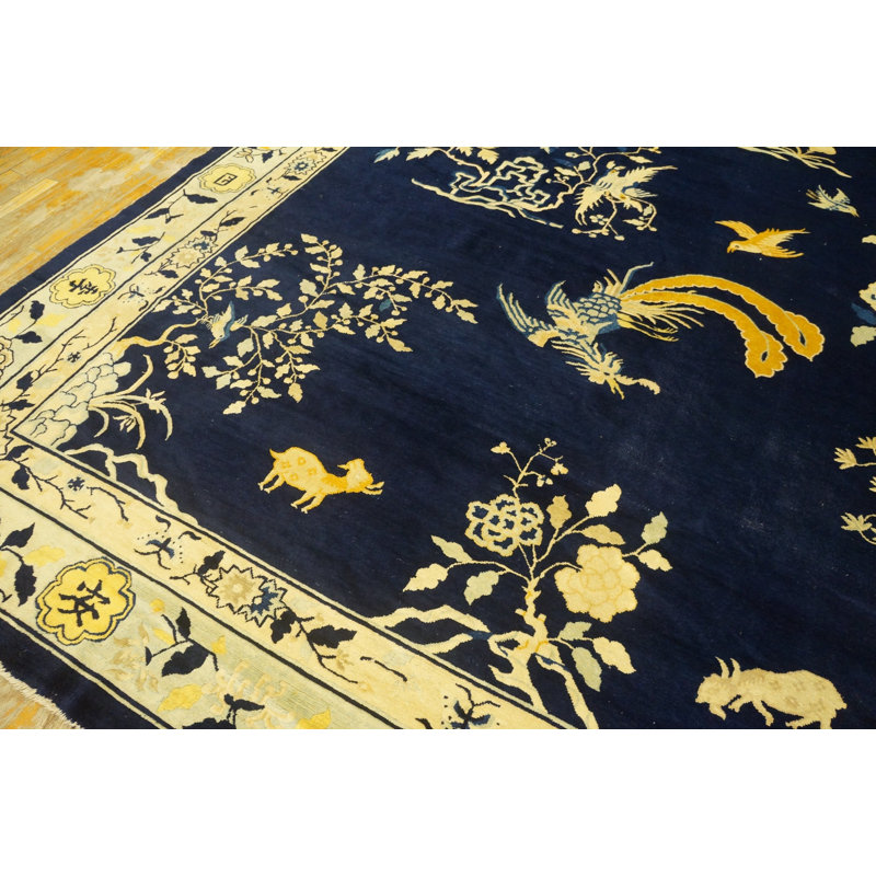 Hand Knotted Wool Area Rug in Blue