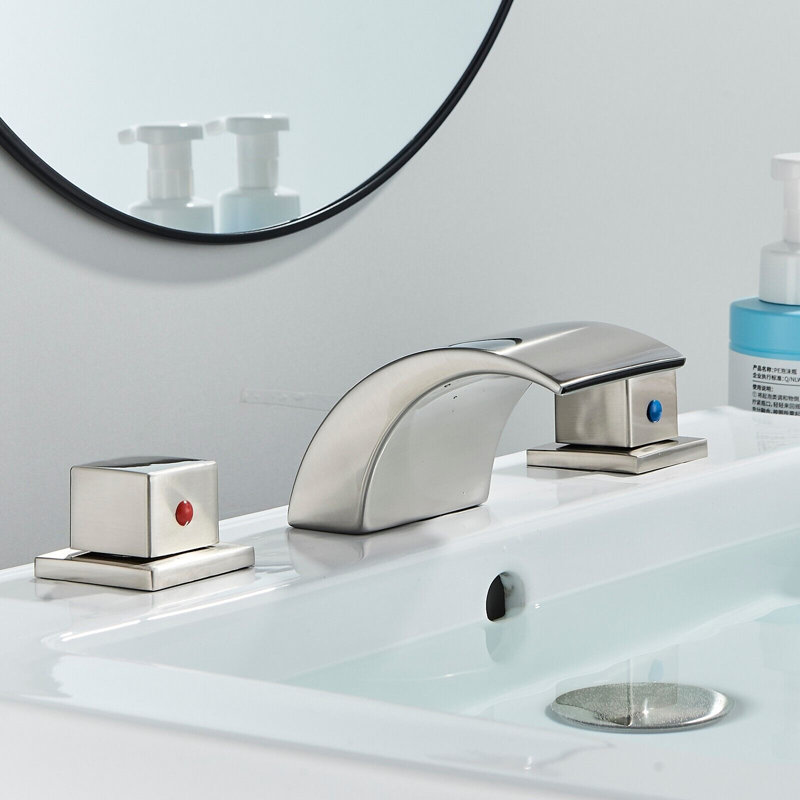 2-handle Bathroom Faucet, Brushed Nickel