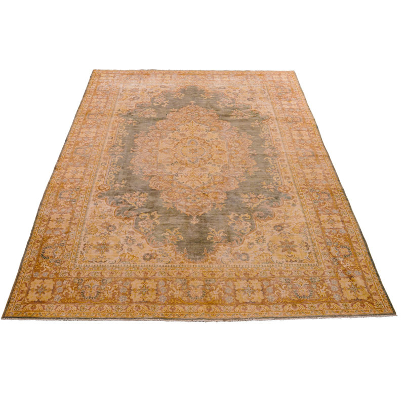 Tapis tribal unique en son genre