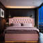 Structure de lit tapissier grand de luxe avec rangement à oreilles et rangement sous le lit-1229079214