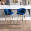 Tabourets de bar 26 po, 2 pièces, velours bleu + pieds dorés avec repose-pieds, conception compacte de tabourets, pieds, style contemporain