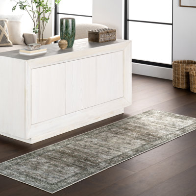 Vegas SplashGuard Medallion Machine Washable Area Rug