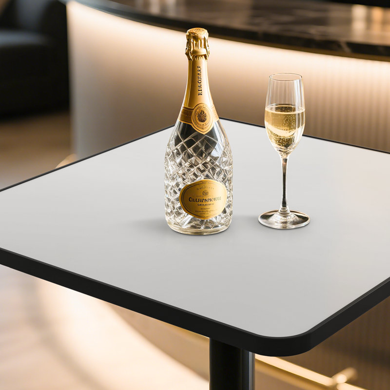 Table bistro Bistro, L 23,6 po x L 23,6 po, Blanc
