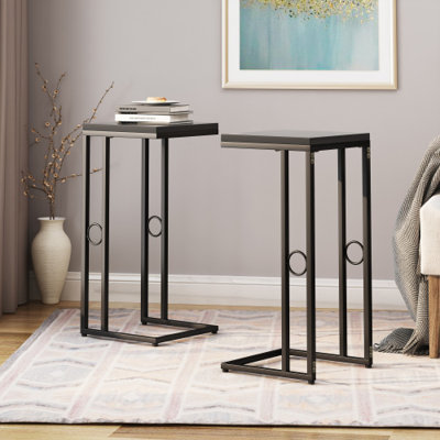 Ensemble de 2 tables d'appoint de 28,5 po en forme de C et de table d'appoint carrée en métal noir de 13,5 po - Se glisse sous le canapé ou le lit pour un salon et une chambre à coucher peu encombrants