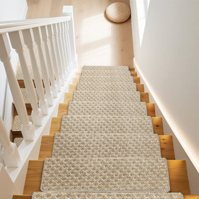 Tapis d'escalier bullnosés antidérapants