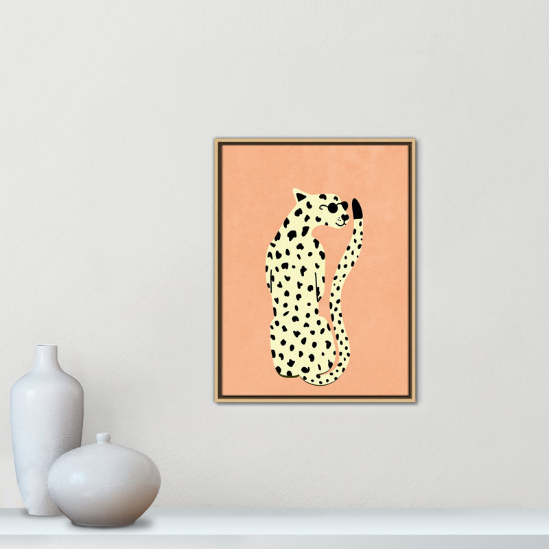 Motif de guépard «Cool» par Oltmanns, L 29,5 po x H 41,5 po, Framed Print, Grain de bois naturel