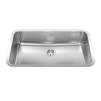 Grand évier de cuisine en acier