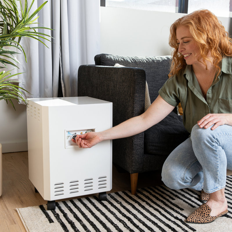White HEPA Filter Air Purifier with Odor Absorbing Technology