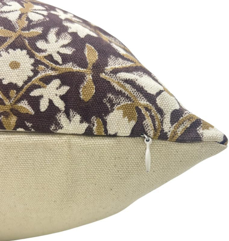 Housse de coussin intérieur / extérieur en coton Mahalaxmi Kniff Edge, H 18 po x l 18 po