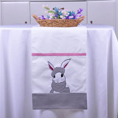 Pontius Happy Easter Bunny Table Runner