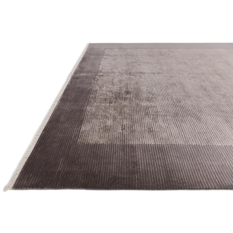 Tapis brun clair Howard