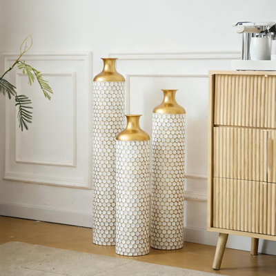 Ensemble de 3 vases de sol en métal martelé blanc et doré Clean