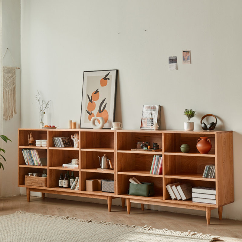 Bibliothèque en bois massif de style nordique