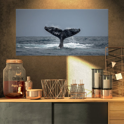 «Large Humpback Whale Tail», reproduction de photo sur toile tendue