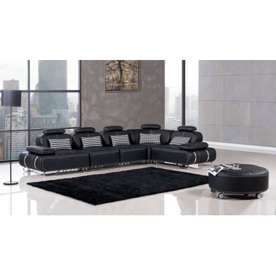 Canapé modulaire à assise symétrique en similicuir de 113 po avec repose-pieds Barona