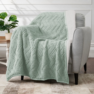 Jeté en sherpa CBCHome Cozy Chevron