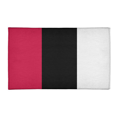 Tapis rouge/noir rayé