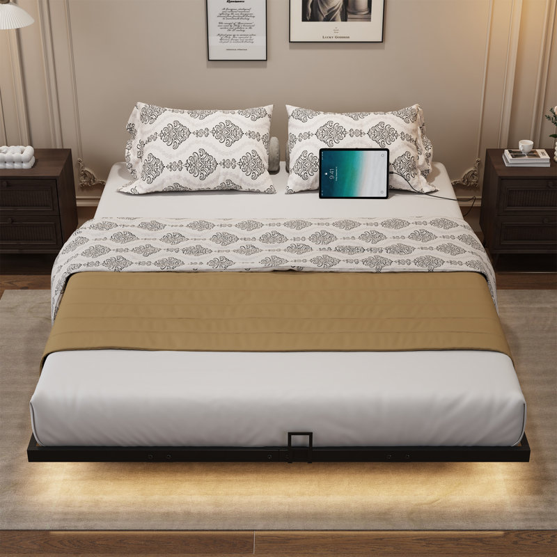Base de lit flottante avec lumières à DEL avec lattes de métal et espace de rangement sous le lit, Grand