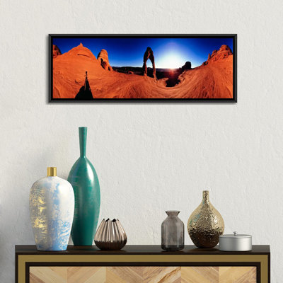" Delicate Arch At Sunrise, Arches National Park, Utah, USA " by Panoramic Images