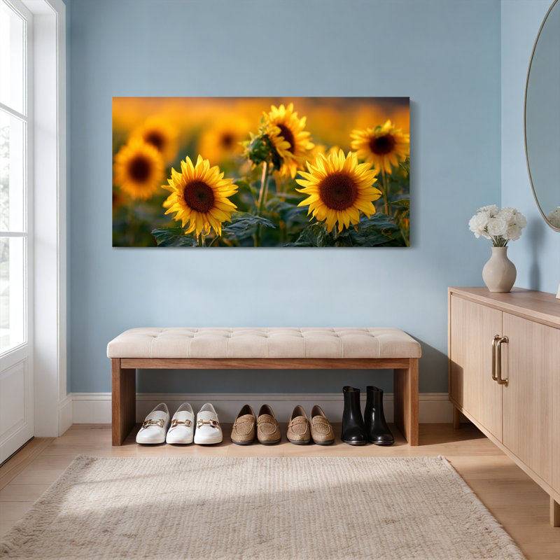 Ensemble de 1 tableau sur toile tendue représentant un champ de tournesols, H 28 po x l 58 po