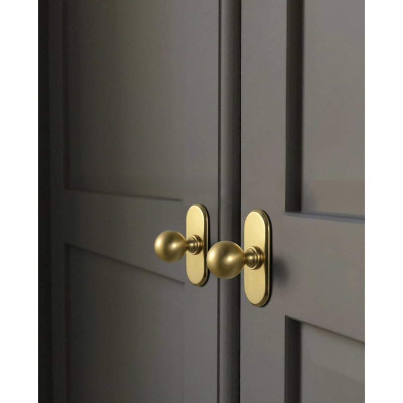 Solid Round Knob With Backplate(G021) Multipack, Brushed Gold