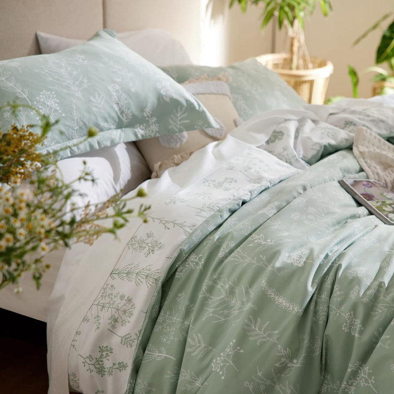 Best Seller Bedsure Comforter Set Reversible Cute Floral Bedding, 89GSM, Mineral Blue, Twin